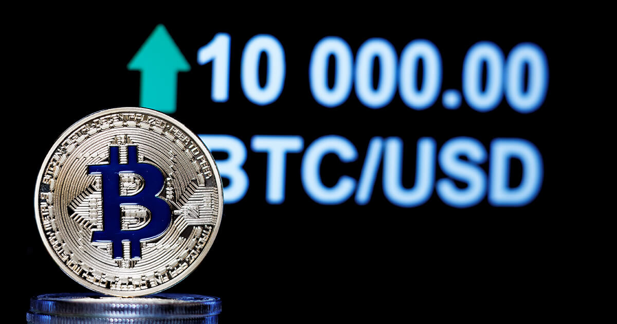 ビットコイン、1万ドルの大台を突破